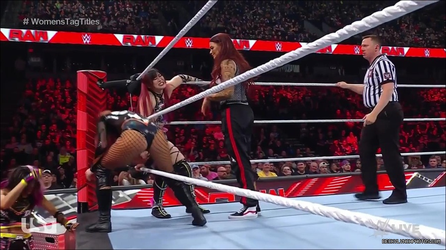 WWE_Monday_Night_Raw_2023_02_27_720p_HDTV_x264-NWCHD_mp4_006998403.jpg