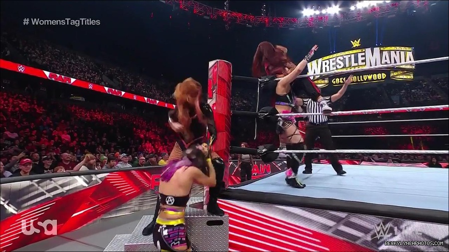 WWE_Monday_Night_Raw_2023_02_27_720p_HDTV_x264-NWCHD_mp4_007007612.jpg