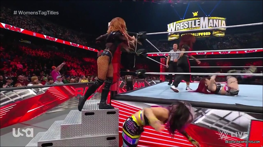 WWE_Monday_Night_Raw_2023_02_27_720p_HDTV_x264-NWCHD_mp4_007010415.jpg
