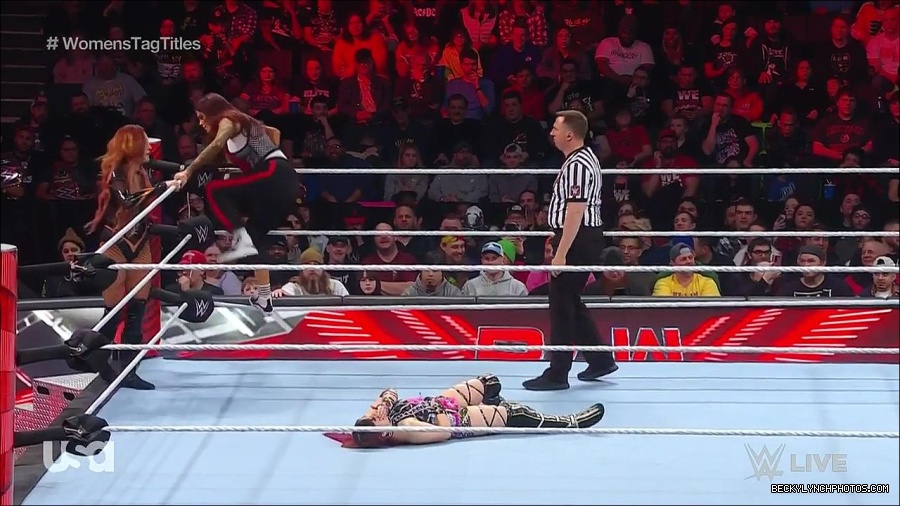 WWE_Monday_Night_Raw_2023_02_27_720p_HDTV_x264-NWCHD_mp4_007014018.jpg