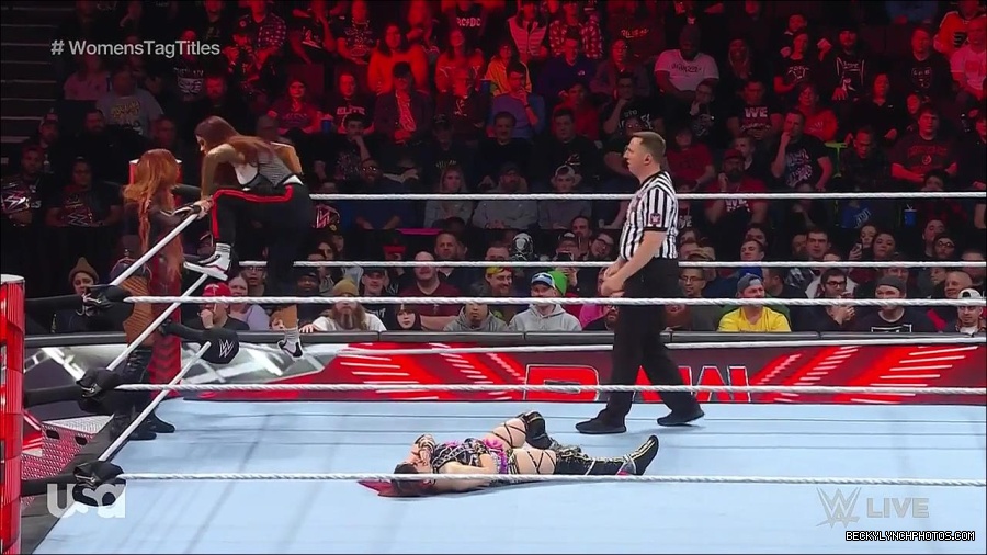 WWE_Monday_Night_Raw_2023_02_27_720p_HDTV_x264-NWCHD_mp4_007014419.jpg