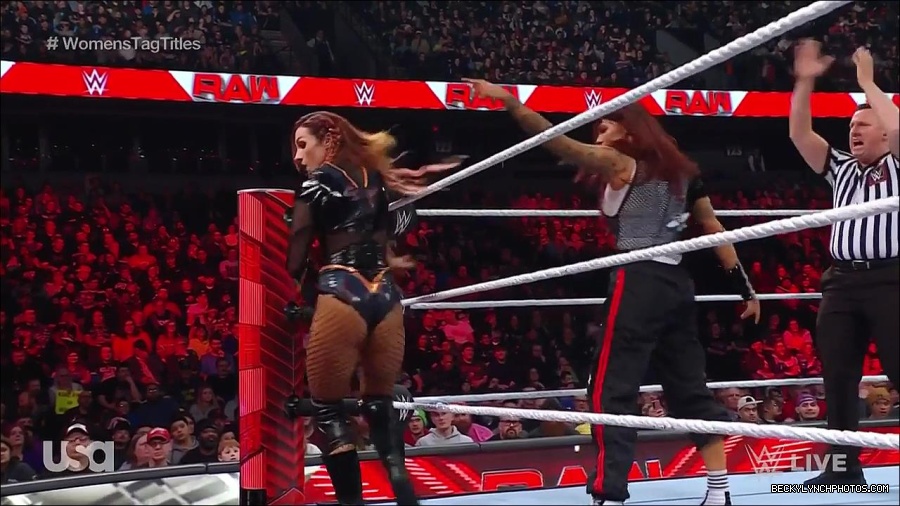 WWE_Monday_Night_Raw_2023_02_27_720p_HDTV_x264-NWCHD_mp4_007023695.jpg