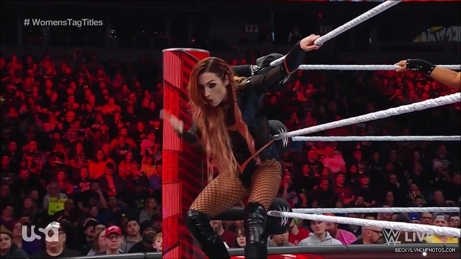 WWE_Monday_Night_Raw_2023_02_27_720p_HDTV_x264-NWCHD_mp4_007025697.jpg