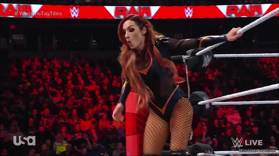 WWE_Monday_Night_Raw_2023_02_27_720p_HDTV_x264-NWCHD_mp4_007026898.jpg