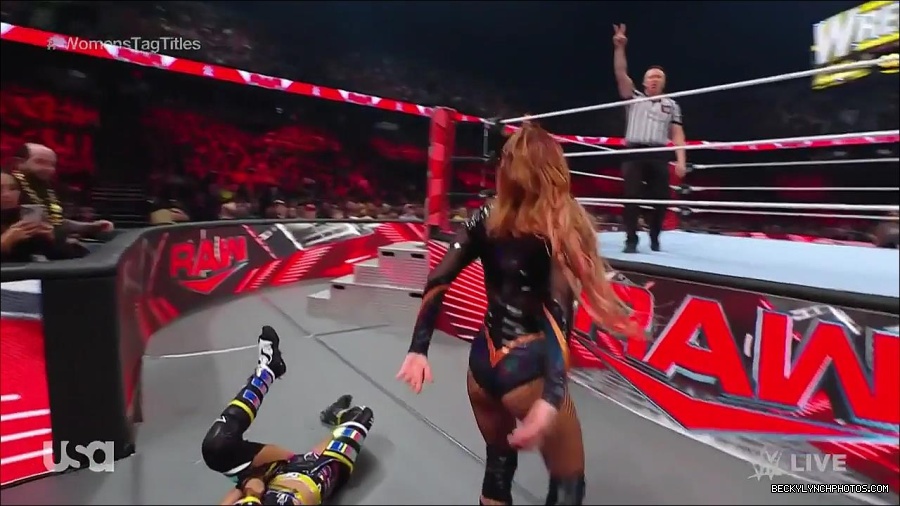 WWE_Monday_Night_Raw_2023_02_27_720p_HDTV_x264-NWCHD_mp4_007030902.jpg
