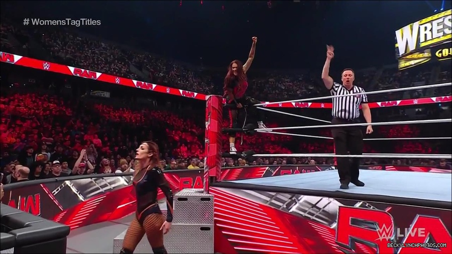 WWE_Monday_Night_Raw_2023_02_27_720p_HDTV_x264-NWCHD_mp4_007033705.jpg