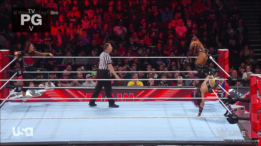 WWE_Monday_Night_Raw_2023_02_27_720p_HDTV_x264-NWCHD_mp4_007053325.jpg