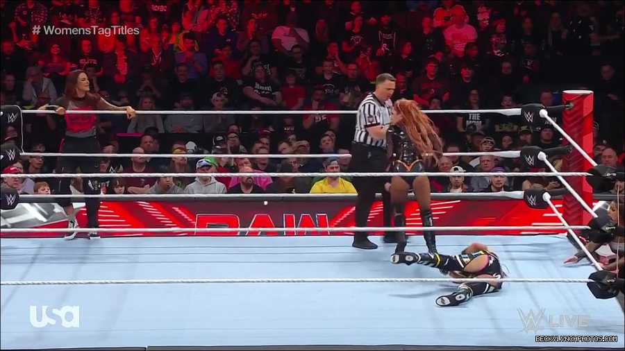 WWE_Monday_Night_Raw_2023_02_27_720p_HDTV_x264-NWCHD_mp4_007058931.jpg