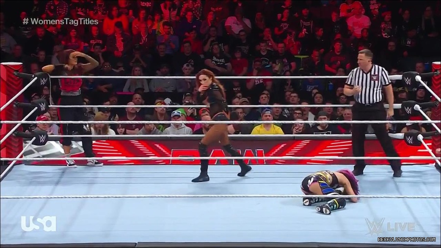 WWE_Monday_Night_Raw_2023_02_27_720p_HDTV_x264-NWCHD_mp4_007060132.jpg