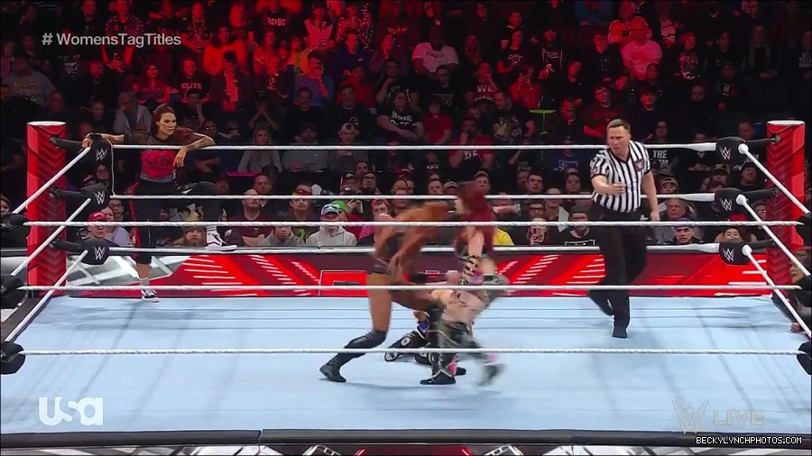 WWE_Monday_Night_Raw_2023_02_27_720p_HDTV_x264-NWCHD_mp4_007063735.jpg