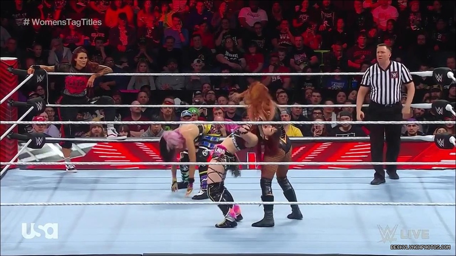 WWE_Monday_Night_Raw_2023_02_27_720p_HDTV_x264-NWCHD_mp4_007065737.jpg