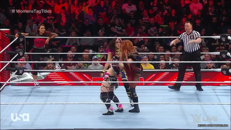 WWE_Monday_Night_Raw_2023_02_27_720p_HDTV_x264-NWCHD_mp4_007066538.jpg