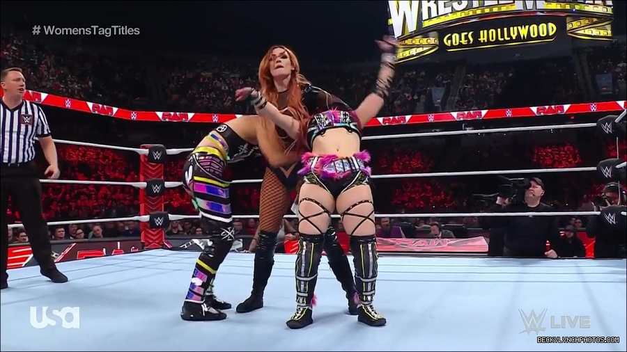 WWE_Monday_Night_Raw_2023_02_27_720p_HDTV_x264-NWCHD_mp4_007068540.jpg