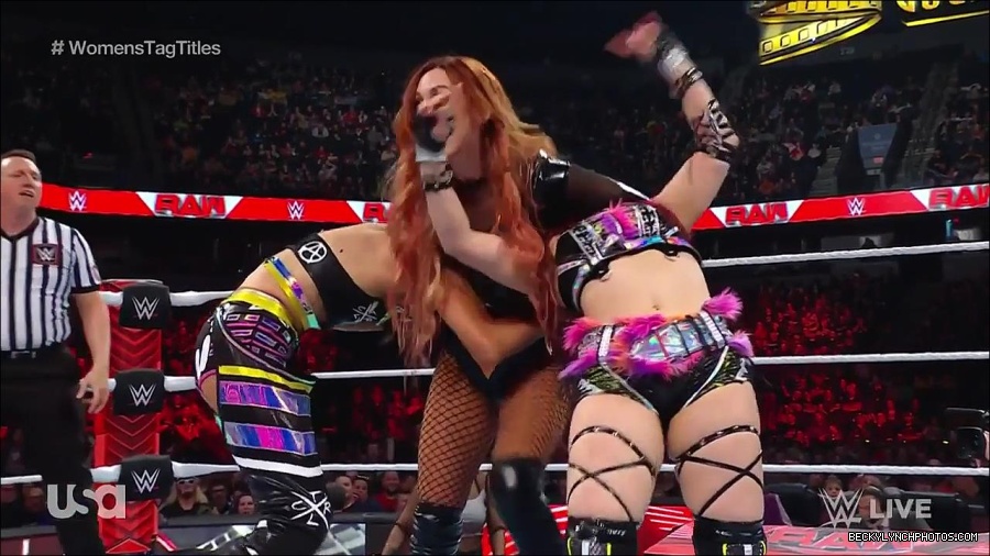 WWE_Monday_Night_Raw_2023_02_27_720p_HDTV_x264-NWCHD_mp4_007071343.jpg