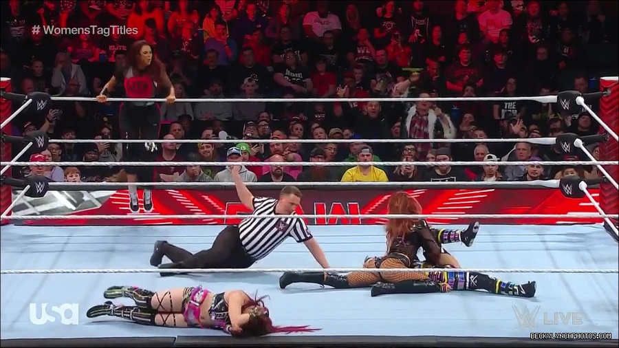 WWE_Monday_Night_Raw_2023_02_27_720p_HDTV_x264-NWCHD_mp4_007076548.jpg