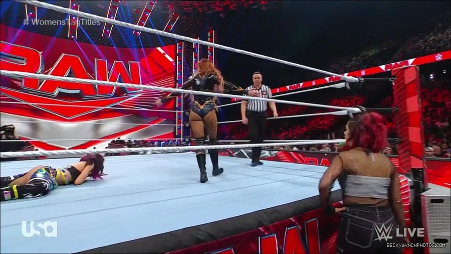 WWE_Monday_Night_Raw_2023_02_27_720p_HDTV_x264-NWCHD_mp4_007089761.jpg