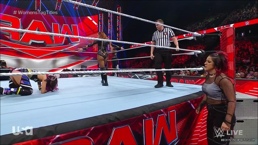 WWE_Monday_Night_Raw_2023_02_27_720p_HDTV_x264-NWCHD_mp4_007090963.jpg