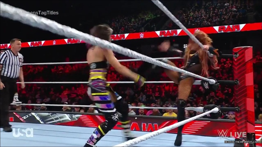 WWE_Monday_Night_Raw_2023_02_27_720p_HDTV_x264-NWCHD_mp4_007097769.jpg