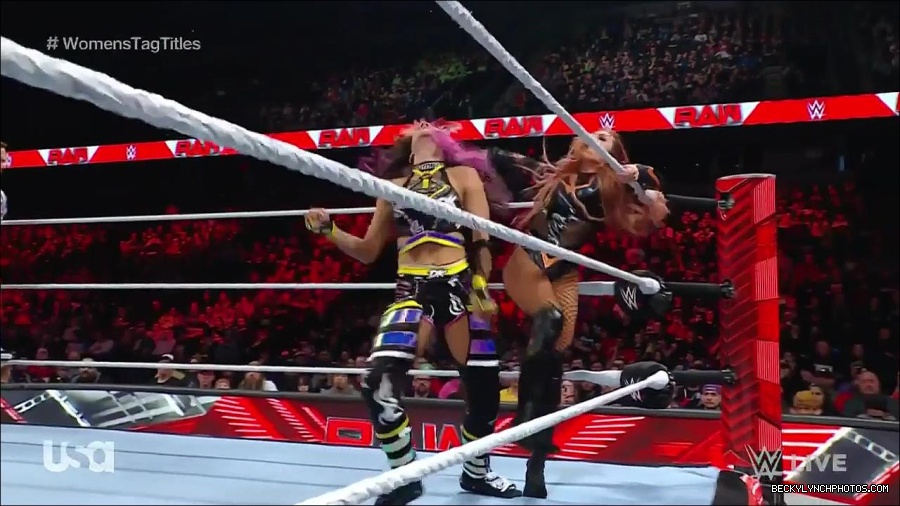 WWE_Monday_Night_Raw_2023_02_27_720p_HDTV_x264-NWCHD_mp4_007098170.jpg