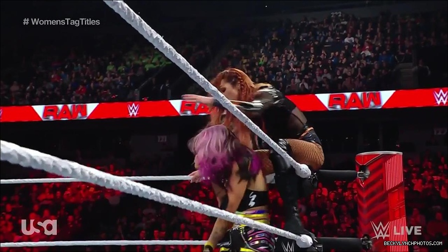 WWE_Monday_Night_Raw_2023_02_27_720p_HDTV_x264-NWCHD_mp4_007100572.jpg