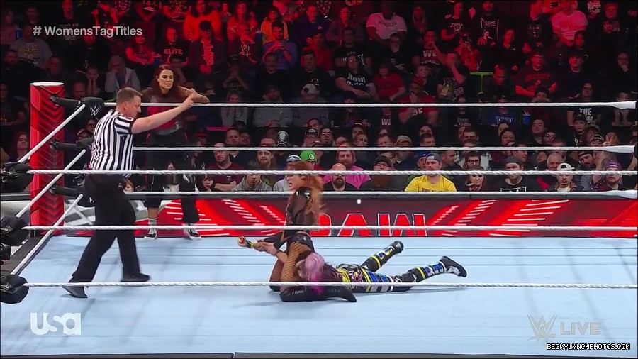 WWE_Monday_Night_Raw_2023_02_27_720p_HDTV_x264-NWCHD_mp4_007111383.jpg