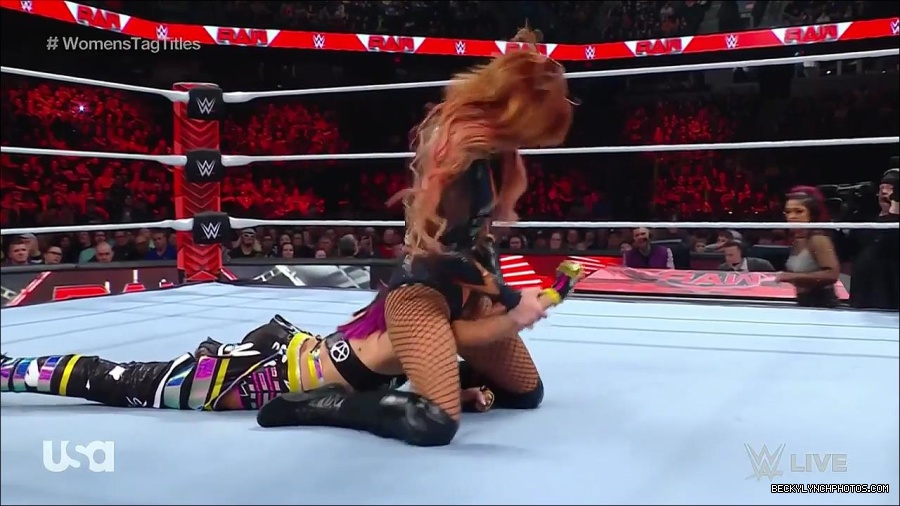 WWE_Monday_Night_Raw_2023_02_27_720p_HDTV_x264-NWCHD_mp4_007112985.jpg