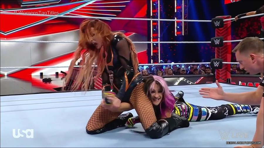 WWE_Monday_Night_Raw_2023_02_27_720p_HDTV_x264-NWCHD_mp4_007115387.jpg