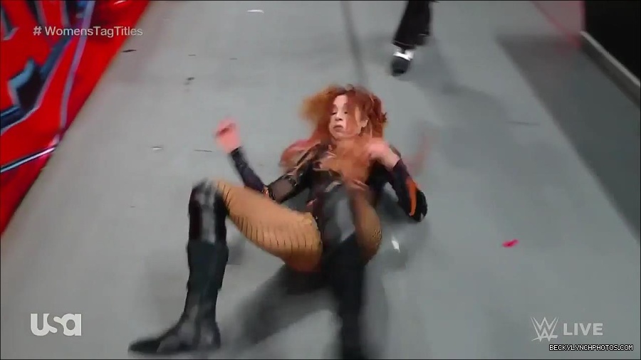 WWE_Monday_Night_Raw_2023_02_27_720p_HDTV_x264-NWCHD_mp4_007127799.jpg