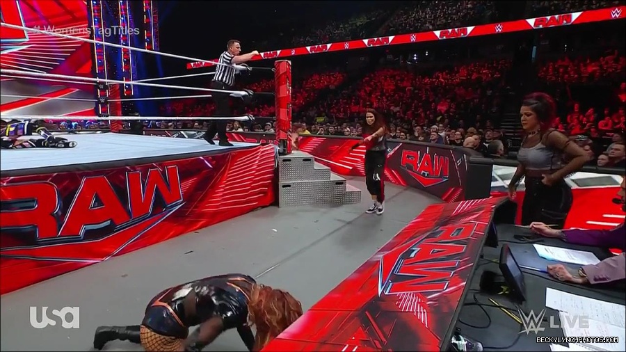 WWE_Monday_Night_Raw_2023_02_27_720p_HDTV_x264-NWCHD_mp4_007133005.jpg