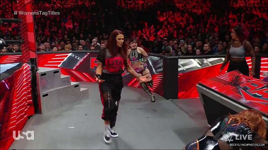 WWE_Monday_Night_Raw_2023_02_27_720p_HDTV_x264-NWCHD_mp4_007134606.jpg