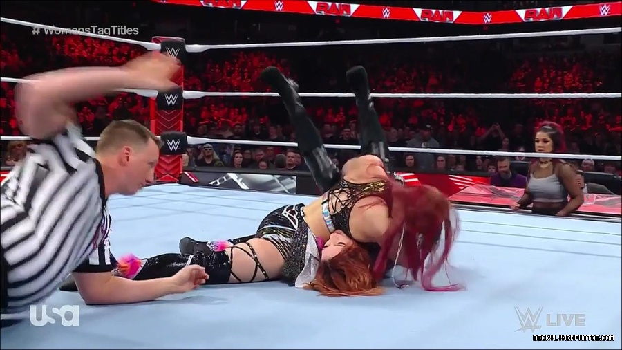 WWE_Monday_Night_Raw_2023_02_27_720p_HDTV_x264-NWCHD_mp4_007171043.jpg