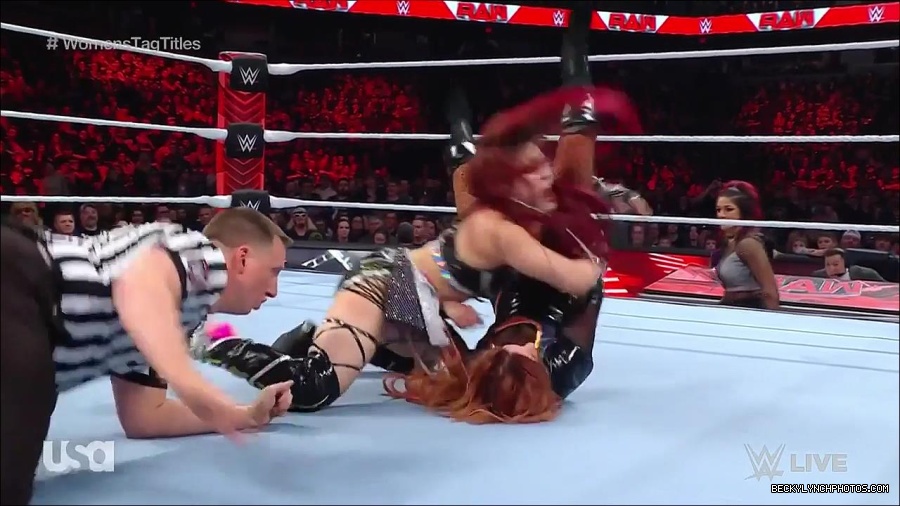 WWE_Monday_Night_Raw_2023_02_27_720p_HDTV_x264-NWCHD_mp4_007171443.jpg