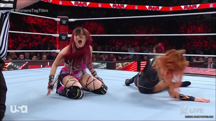 WWE_Monday_Night_Raw_2023_02_27_720p_HDTV_x264-NWCHD_mp4_007172244.jpg