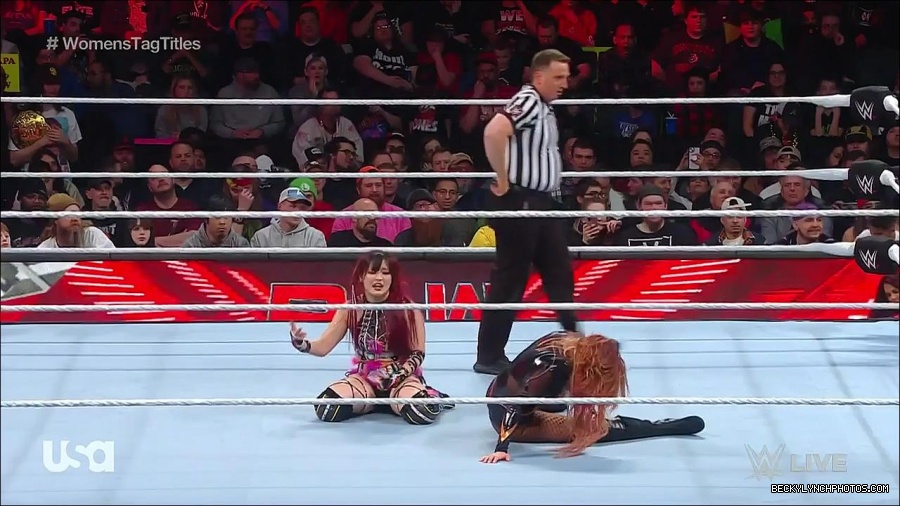 WWE_Monday_Night_Raw_2023_02_27_720p_HDTV_x264-NWCHD_mp4_007175847.jpg