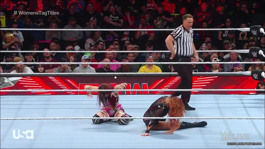 WWE_Monday_Night_Raw_2023_02_27_720p_HDTV_x264-NWCHD_mp4_007176248.jpg