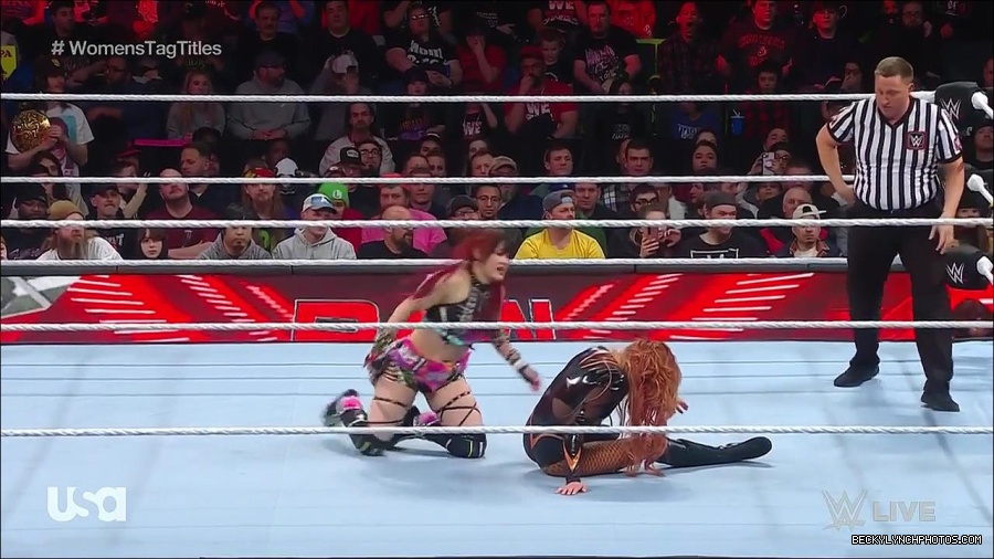 WWE_Monday_Night_Raw_2023_02_27_720p_HDTV_x264-NWCHD_mp4_007177849.jpg