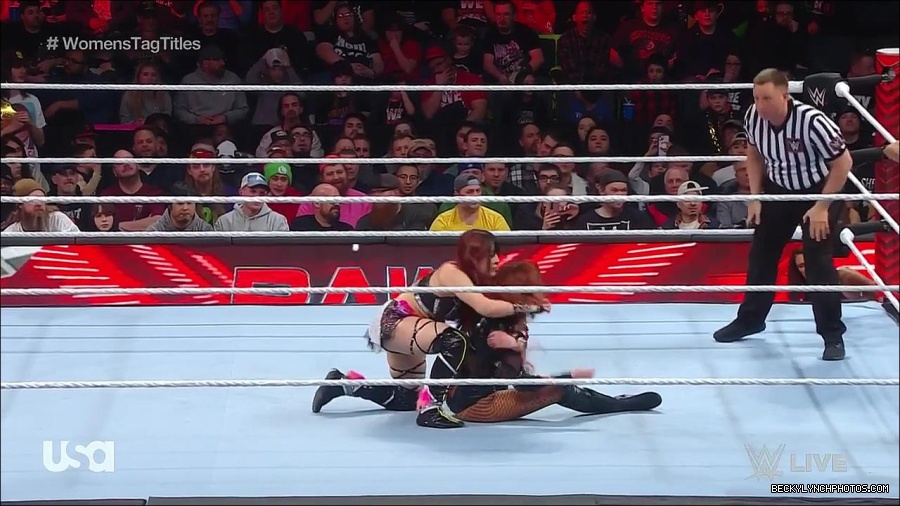WWE_Monday_Night_Raw_2023_02_27_720p_HDTV_x264-NWCHD_mp4_007179051.jpg