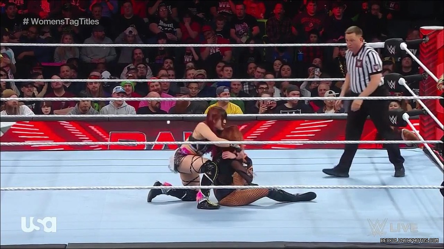 WWE_Monday_Night_Raw_2023_02_27_720p_HDTV_x264-NWCHD_mp4_007179451.jpg
