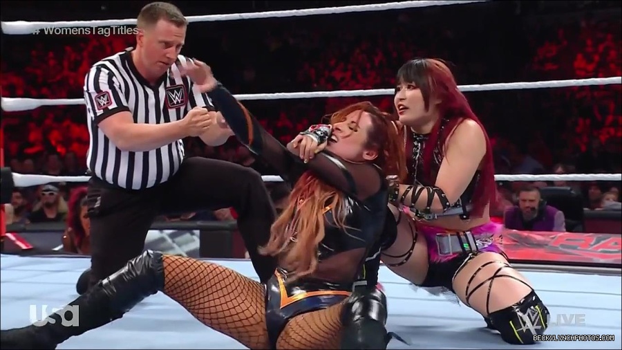 WWE_Monday_Night_Raw_2023_02_27_720p_HDTV_x264-NWCHD_mp4_007187459.jpg