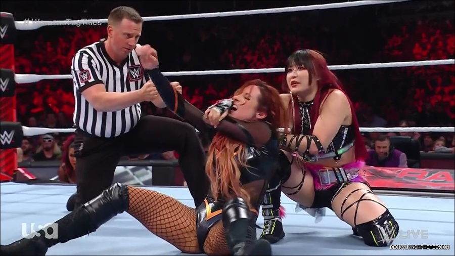 WWE_Monday_Night_Raw_2023_02_27_720p_HDTV_x264-NWCHD_mp4_007187859.jpg