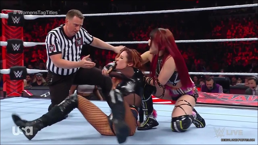 WWE_Monday_Night_Raw_2023_02_27_720p_HDTV_x264-NWCHD_mp4_007190262.jpg