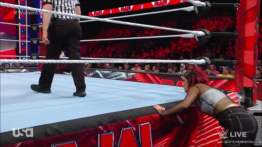 WWE_Monday_Night_Raw_2023_02_27_720p_HDTV_x264-NWCHD_mp4_007195067.jpg