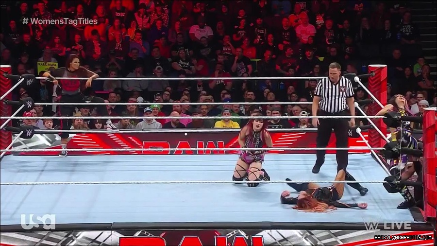 WWE_Monday_Night_Raw_2023_02_27_720p_HDTV_x264-NWCHD_mp4_007204276.jpg