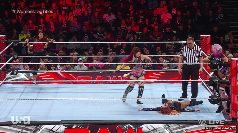 WWE_Monday_Night_Raw_2023_02_27_720p_HDTV_x264-NWCHD_mp4_007205877.jpg