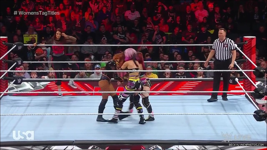 WWE_Monday_Night_Raw_2023_02_27_720p_HDTV_x264-NWCHD_mp4_007213485.jpg