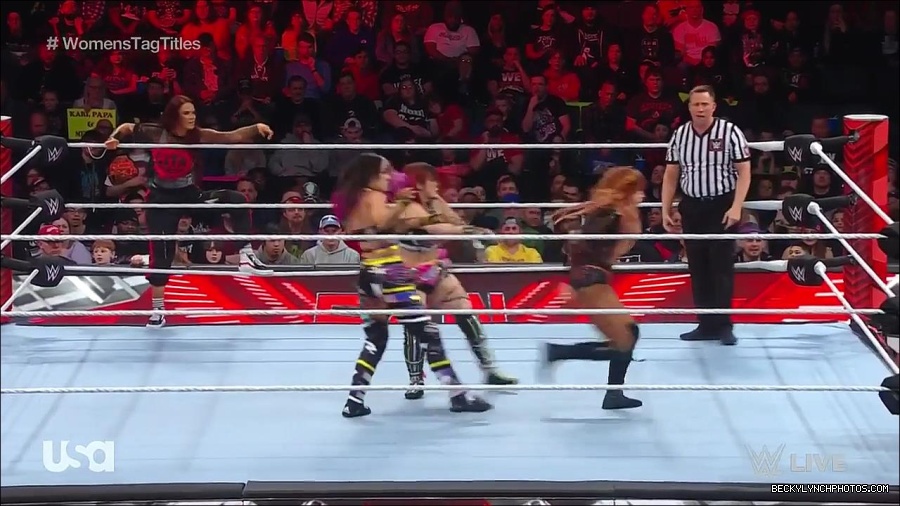 WWE_Monday_Night_Raw_2023_02_27_720p_HDTV_x264-NWCHD_mp4_007215087.jpg