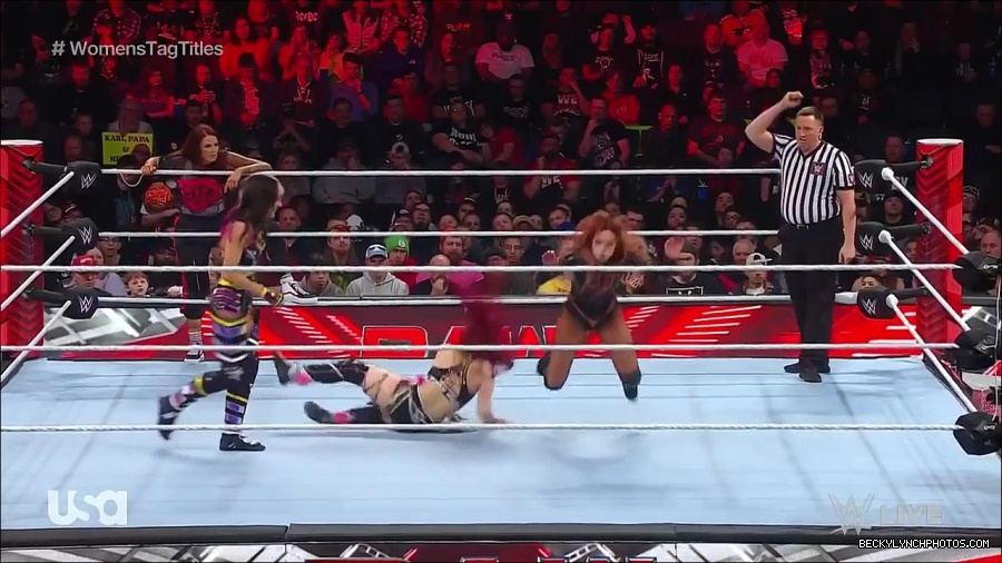 WWE_Monday_Night_Raw_2023_02_27_720p_HDTV_x264-NWCHD_mp4_007219091.jpg