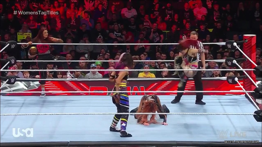 WWE_Monday_Night_Raw_2023_02_27_720p_HDTV_x264-NWCHD_mp4_007221893.jpg