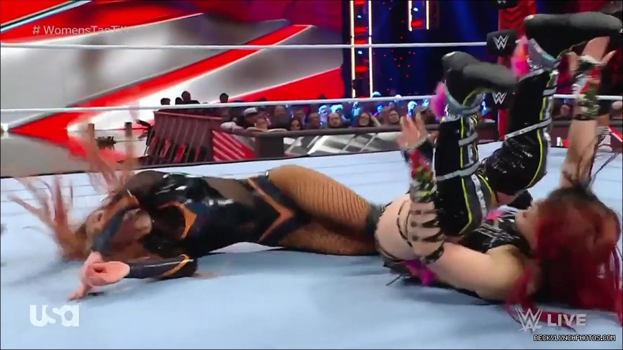 WWE_Monday_Night_Raw_2023_02_27_720p_HDTV_x264-NWCHD_mp4_007222694.jpg