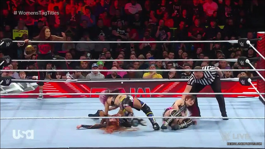 WWE_Monday_Night_Raw_2023_02_27_720p_HDTV_x264-NWCHD_mp4_007223495.jpg
